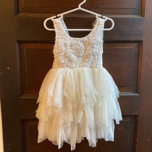 Sleeveless dress 2T